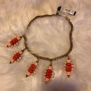 NWT pink coral statement necklace